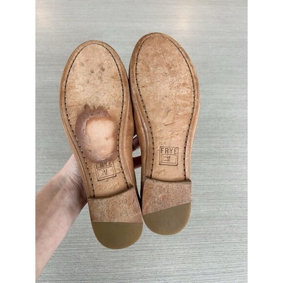 FRYE Carson Ballet Flats Brown Cognac Leather Distressed Slip ons 7 - Picture 5 of 8